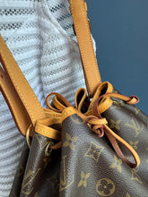 Lade das Bild in den Galerie-Viewer, LOUIS VUITTON NOÉ GRANDE
