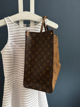 Lade das Bild in den Galerie-Viewer, LOUIS VUITTON ONTHEGO GM
