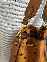 Lade das Bild in den Galerie-Viewer, MCM BEUTEL
