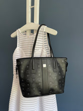 Lade das Bild in den Galerie-Viewer, MCM SHOPPER SMALL

