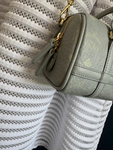 Lade das Bild in den Galerie-Viewer, MCM AREN BAG
