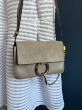 Lade das Bild in den Galerie-Viewer, CHLOÉ FAYE
