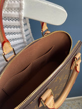 Lade das Bild in den Galerie-Viewer, LOUIS VUITTON ALMA MM
