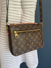 Lade das Bild in den Galerie-Viewer, LOUIS VUITTON MÉTIS
