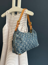 Lade das Bild in den Galerie-Viewer, LOUIS VUITTON BAGGY DENIM
