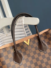 Lade das Bild in den Galerie-Viewer, LOUIS VUITTON KENSINGTON
