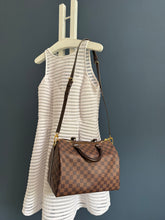 Lade das Bild in den Galerie-Viewer, LOUIS VUITTON SPEEDY 30 MIT SCHULTERRIEMEN
