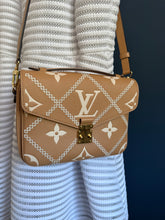 Lade das Bild in den Galerie-Viewer, LOUIS VUITTON MÉTIS ARIZONA
