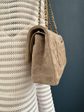 Lade das Bild in den Galerie-Viewer, CHANEL DOUBLE FLAP MEDIUM WILDLEDER
