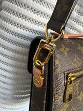 Lade das Bild in den Galerie-Viewer, LOUIS VUITTON MÉTIS

