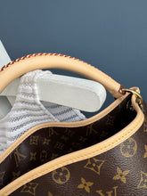 Lade das Bild in den Galerie-Viewer, LOUIS VUITTON ARTSY MM
