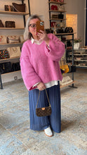 Lade das Bild in den Galerie-Viewer, LOUIS VUITTON MINI POCHETTE
