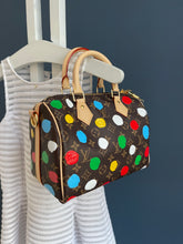 Lade das Bild in den Galerie-Viewer, LOUIS VUITTON SPEEDY 25 YAYOI KUSAMA DOTS
