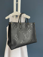 Lade das Bild in den Galerie-Viewer, LOUIS VUITTON ONTHEGO GM EMPREINTE
