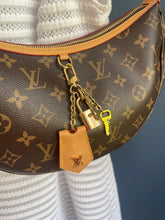 Lade das Bild in den Galerie-Viewer, LOUIS VUITTON LOOPING
