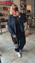 Lade das Bild in den Galerie-Viewer, LOUIS VUITTON MICRO VANITY
