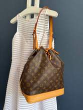 Lade das Bild in den Galerie-Viewer, LOUIS VUITTON NOÉ GRANDE
