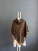 Lade das Bild in den Galerie-Viewer, LOUIS VUITTON RAYURES TUCH
