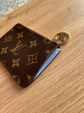 Lade das Bild in den Galerie-Viewer, LOUIS VUITTON ROMY CARDHOLDER
