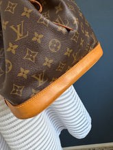 Lade das Bild in den Galerie-Viewer, LOUIS VUITTON PETIT NOÉ
