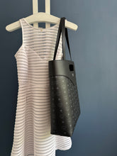 Lade das Bild in den Galerie-Viewer, MCM SHOPPER
