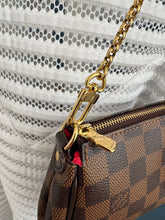 Lade das Bild in den Galerie-Viewer, LOUIS VUITTON EVA
