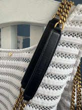 Lade das Bild in den Galerie-Viewer, YSL LOULOU MEDIUM
