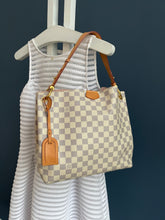 Lade das Bild in den Galerie-Viewer, LOUIS VUITTON GRACEFUL PM
