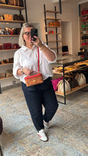 Lade das Bild in den Galerie-Viewer, MCM ROCKSTAR VANITY
