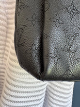 Lade das Bild in den Galerie-Viewer, LOUIS VUITTON BABYLONE CHAIN
