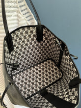 Lade das Bild in den Galerie-Viewer, MCM SHOPPER MEDIUM
