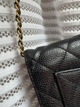 Lade das Bild in den Galerie-Viewer, CHANEL WOC
