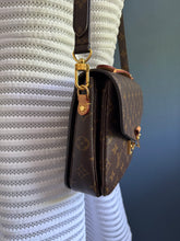 Lade das Bild in den Galerie-Viewer, LOUIS VUITTON MÉTIS
