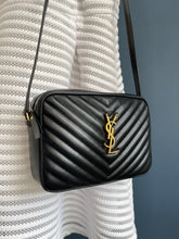 Lade das Bild in den Galerie-Viewer, YSL CAMERA BAG
