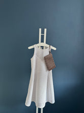 Lade das Bild in den Galerie-Viewer, LOUIS VUITTON CLUTCH
