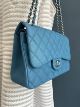 Lade das Bild in den Galerie-Viewer, CHANEL DOUBLE FLAP JUMBO
