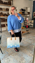 Lade das Bild in den Galerie-Viewer, LOUIS VUITTON ONTHEGO GM BODRUM LIMITED EDITION
