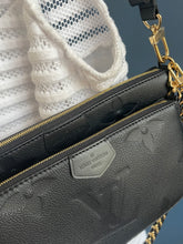 Lade das Bild in den Galerie-Viewer, LOUIS VUITTON MULTI POCHETTE EMPREINTE
