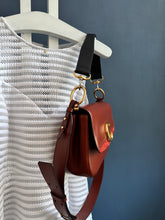 Lade das Bild in den Galerie-Viewer, CHLOÉ C SEPIA
