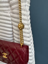 Lade das Bild in den Galerie-Viewer, CHANEL WOC

