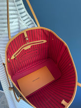 Lade das Bild in den Galerie-Viewer, LOUIS VUITTON NEVERFULL MM
