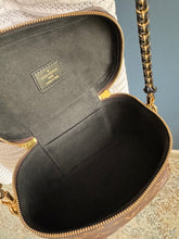 Lade das Bild in den Galerie-Viewer, LOUIS VUITTON VANITY
