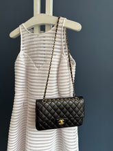 Lade das Bild in den Galerie-Viewer, CHANEL DOUBLE FLAP MEDIUM
