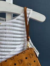 Lade das Bild in den Galerie-Viewer, MCM CLUTCH
