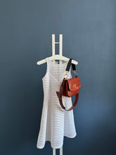 Lade das Bild in den Galerie-Viewer, CHLOÉ C SEPIA
