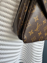 Lade das Bild in den Galerie-Viewer, LOUIS VUITTON MÉTIS
