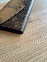 Lade das Bild in den Galerie-Viewer, LOUIS VUITTON SARAH
