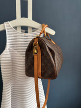 Lade das Bild in den Galerie-Viewer, LOUIS VUITTON SPEEDY 35 MIT SCHULTERRIEMEN
