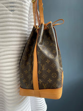 Lade das Bild in den Galerie-Viewer, LOUIS VUITTON NOÉ GRANDE
