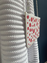 Lade das Bild in den Galerie-Viewer, LOUIS VUITTON YAYOI KUSAMA DOTS CLUCHT
